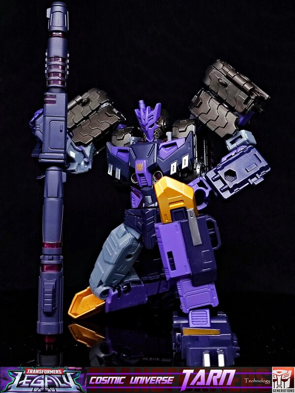 In Hand Image Of  Transformers Legacy Evolution Tarn Toy  (9 of 11)